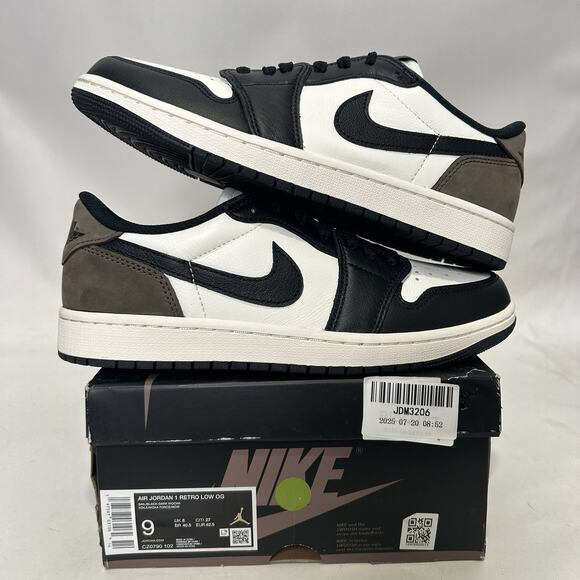 Nike Air Jordan 1 Retro Low OG “Mocha Brown” - Picture 1 of 8